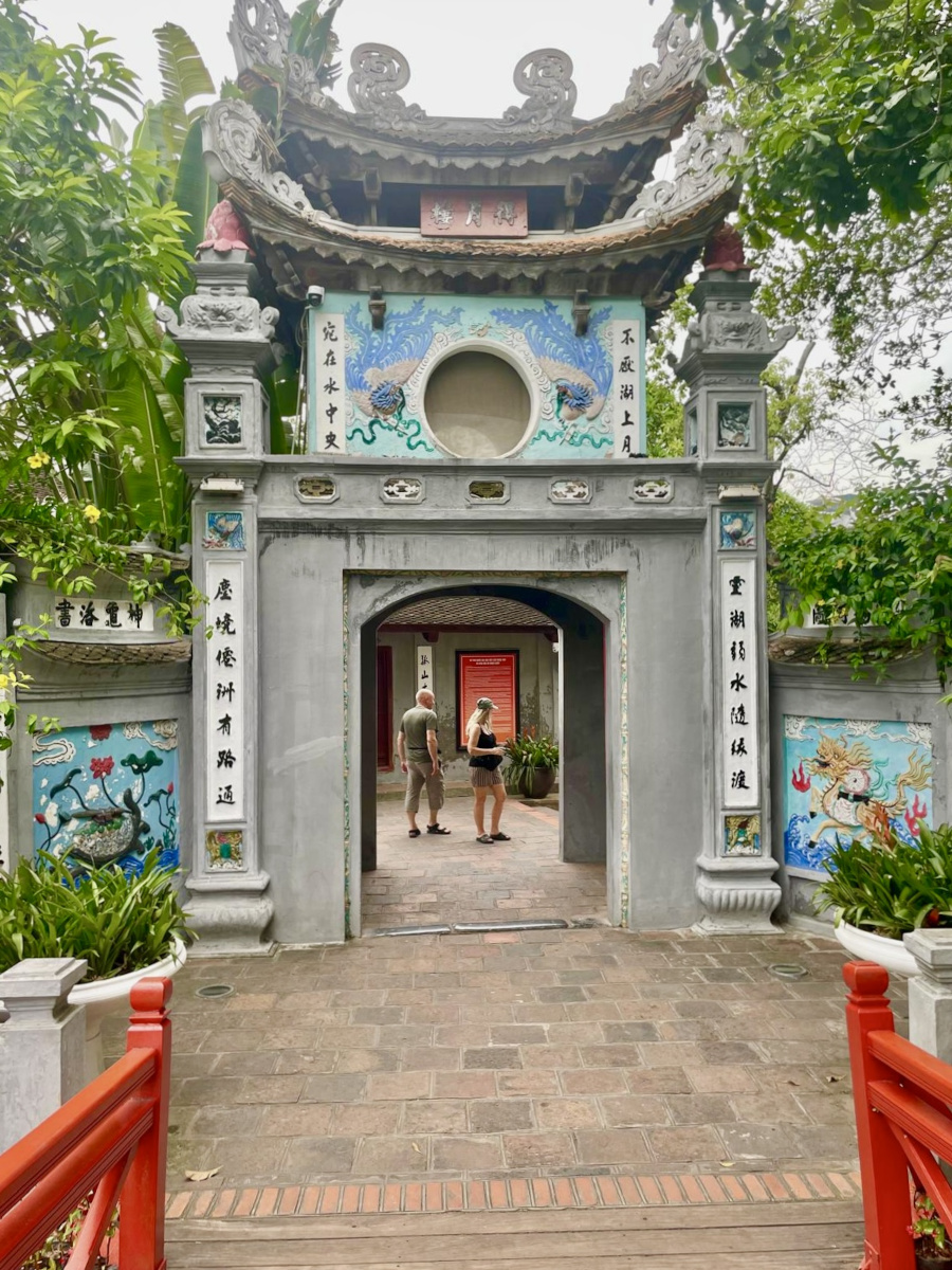 Tempio della Montagna di Giada Hanoi Tempio della Montagna di Giada ad Hanoi